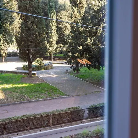 Гостевой дом Domus 213 - Boutique In Auditorium, Maxxi, Borghese, Piazza Del Popolo 4*