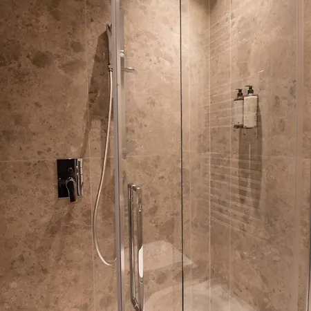 Domus 213 * Rom