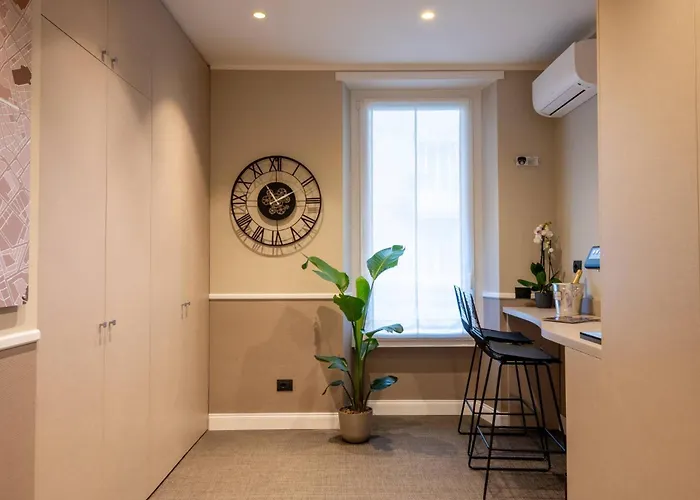 Affittacamere Domus 213 - Boutique In Auditorium, Maxxi, Borghese, Piazza Del Popolo 4*